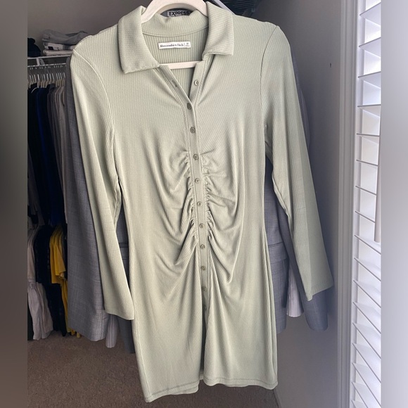 Abercrombie & Fitch Dresses & Skirts - Beautiful- stylish Abercrombie dress